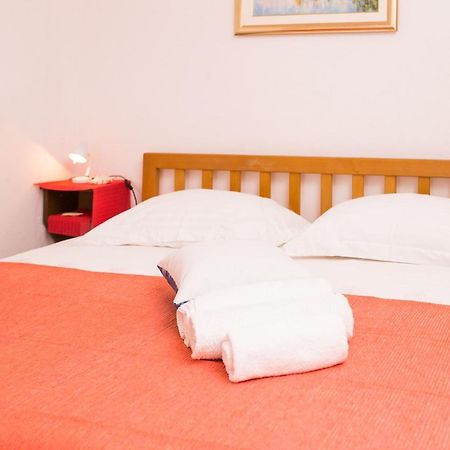 Apartment With Sea View Close To The Beach Promajna Exterior foto